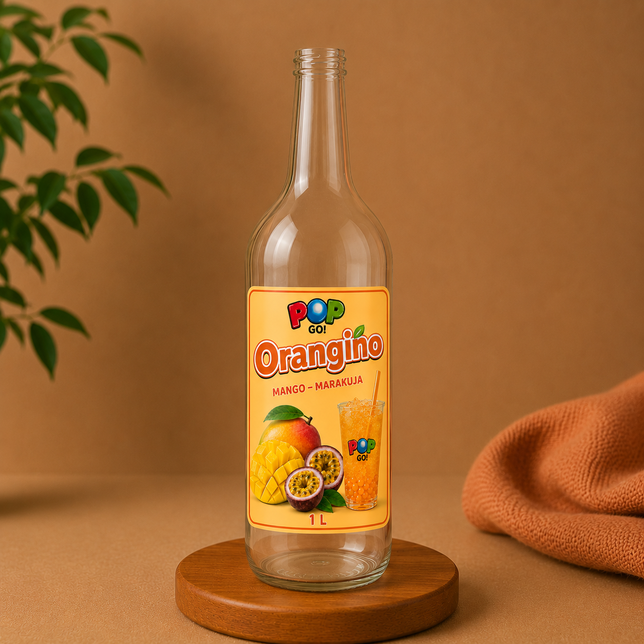Sklenená fľaša 1000 ml s nálepkou ORANGINO pre Bubble Tea koncentrát.